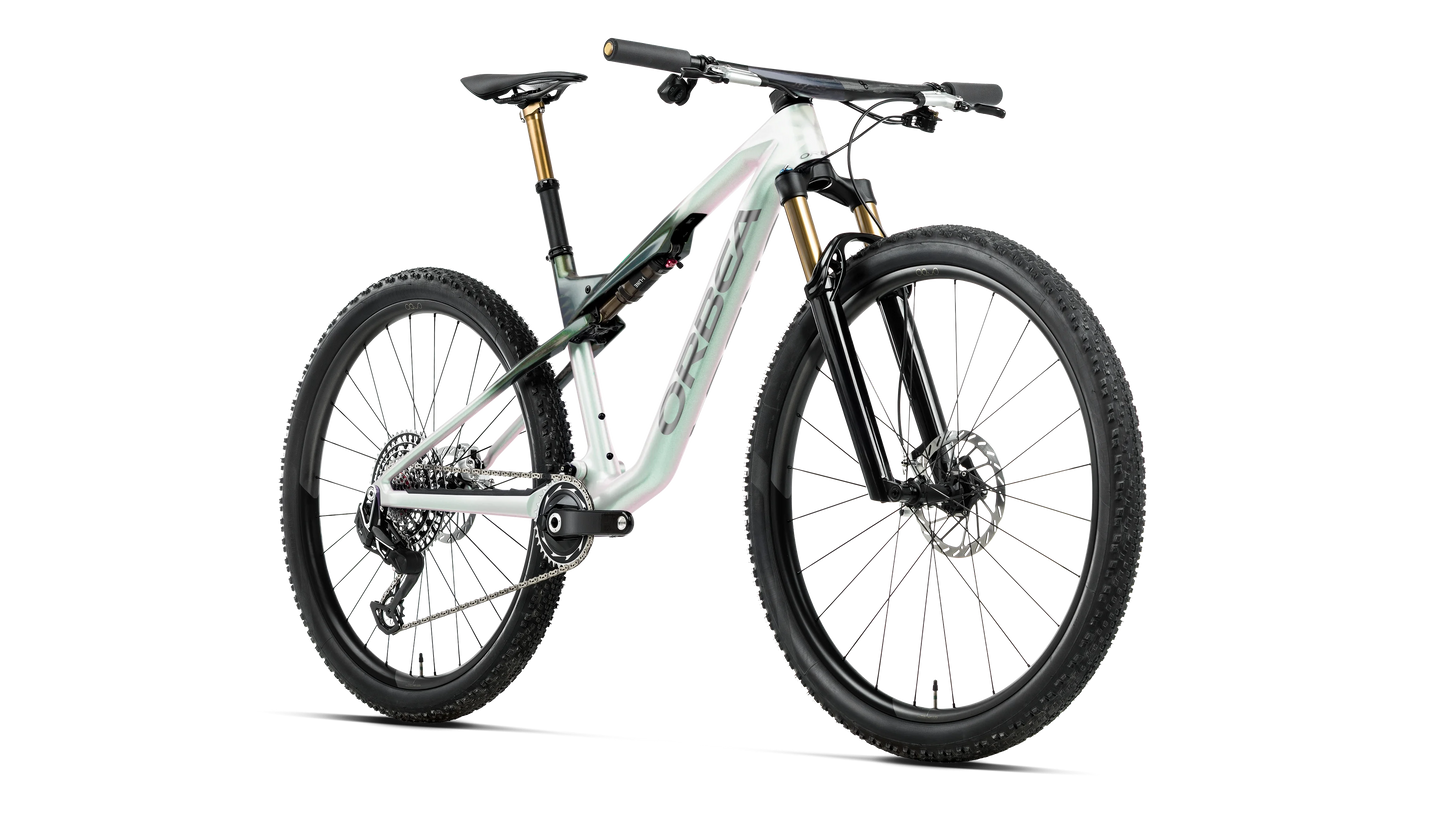 OIZ M-PRO 2027