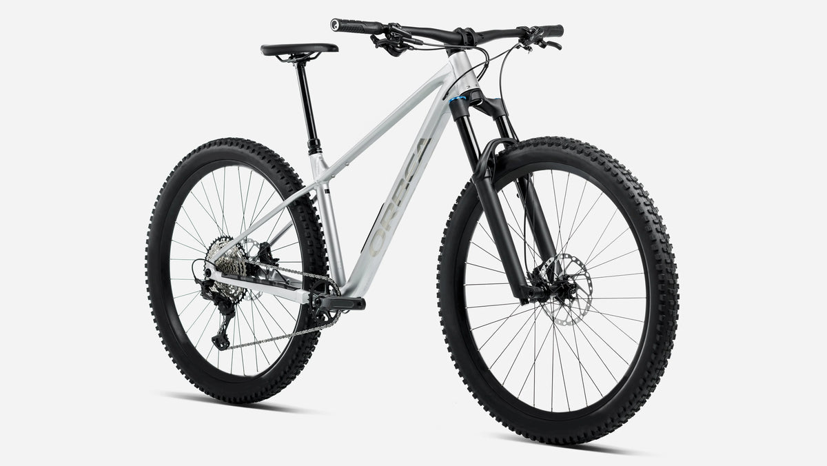 LAUFEY H30 2027