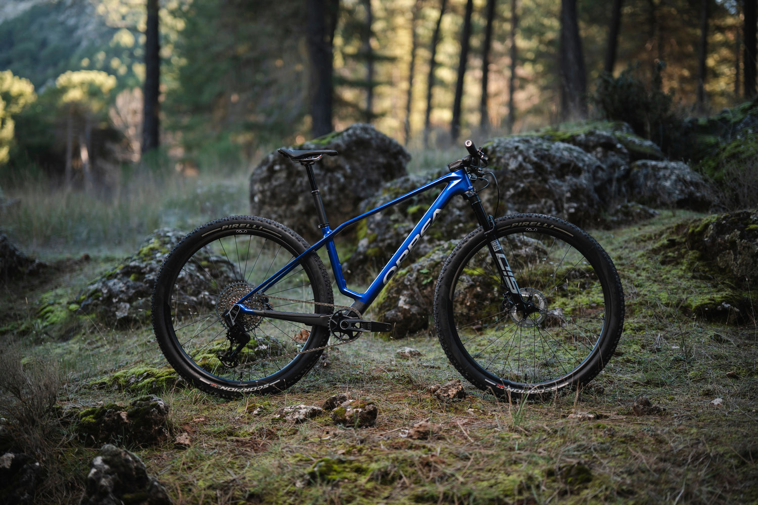 Orbea Alma fjallahjól í náttúrunni